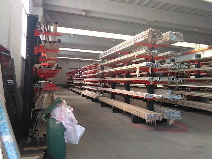 Romana Ponzio – Profili in Alluminio e accessori per Serramenti