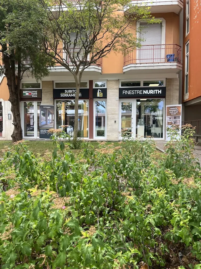 SUBITO SERRAMENTI RIVENDITORE FINESTRE NURITH (showroom)