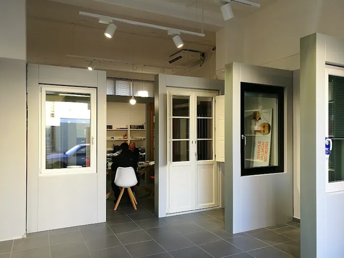 VERONA INFISSI | Da sempre, porte e finestre | FINSTRAL / GAROFOLI / VELUX / CLAP /